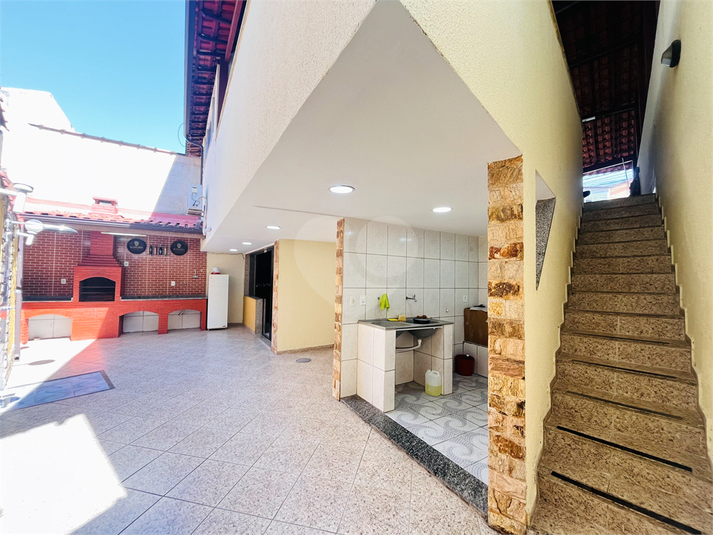 Foto REO1118966