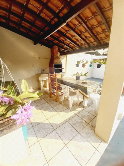 Foto REO1118971