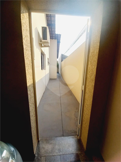 Foto REO1118971