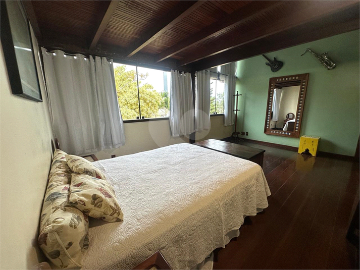 Foto REO1118972