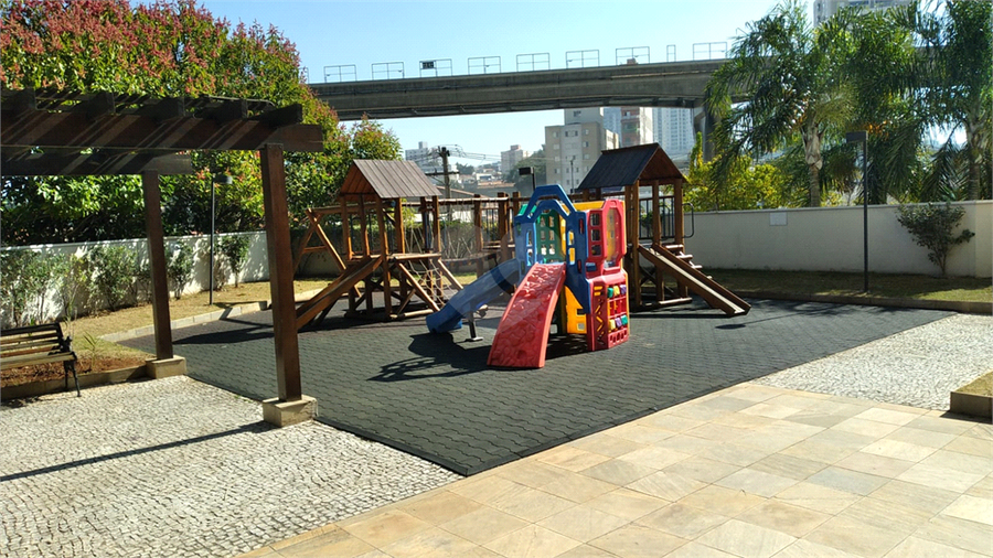 Foto REO1118974