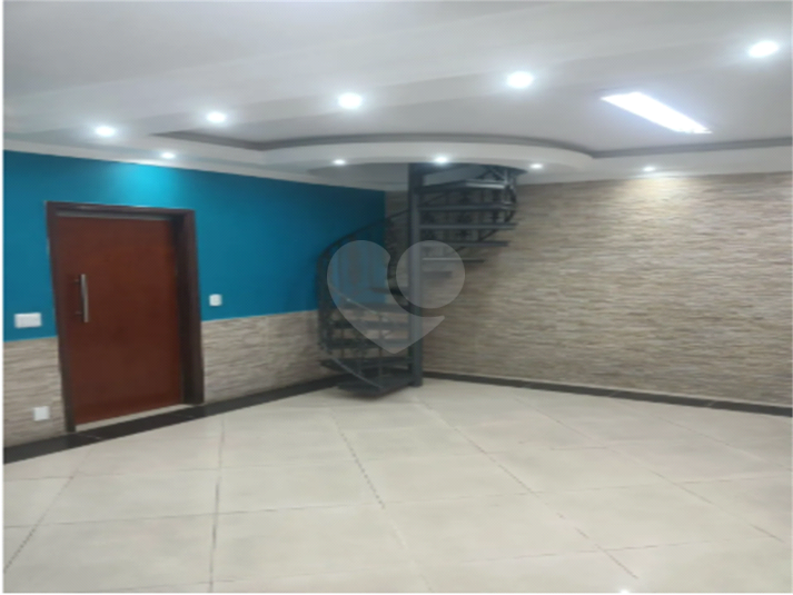 Foto REO1118975