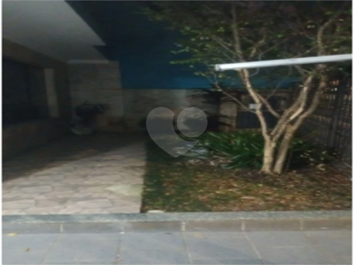 Foto REO1118975