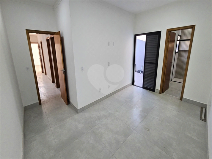 Foto REO1118985