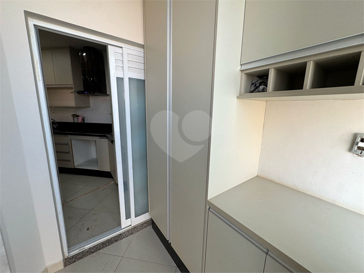 Foto REO1118990