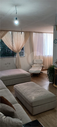 Foto REO1119000