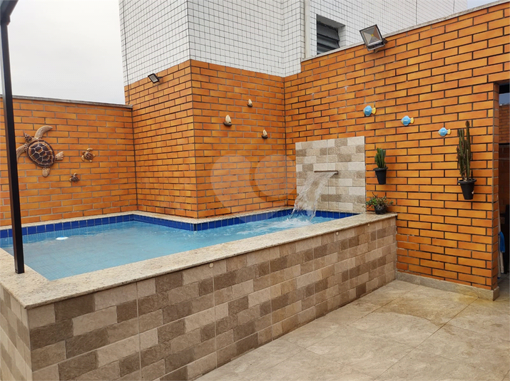 Foto REO1119004