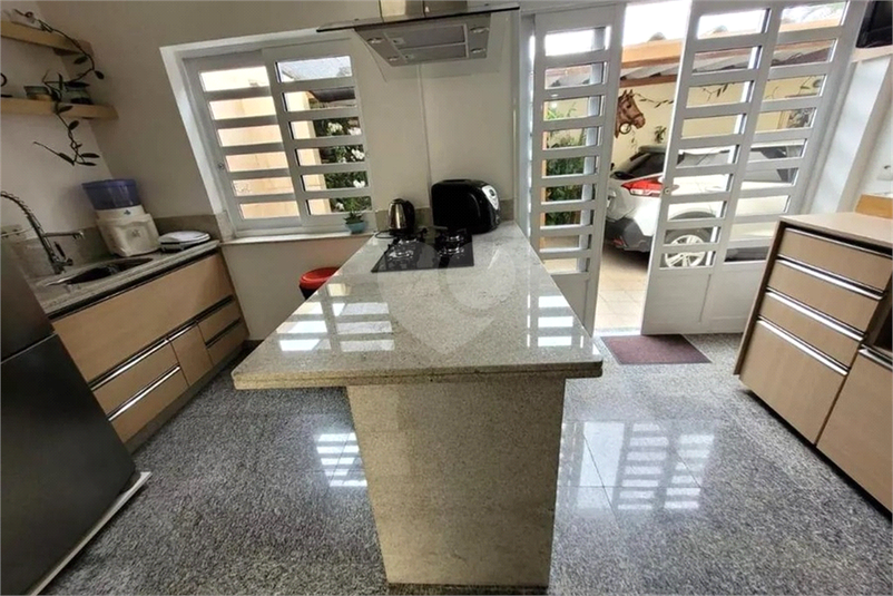 Foto REO1119026