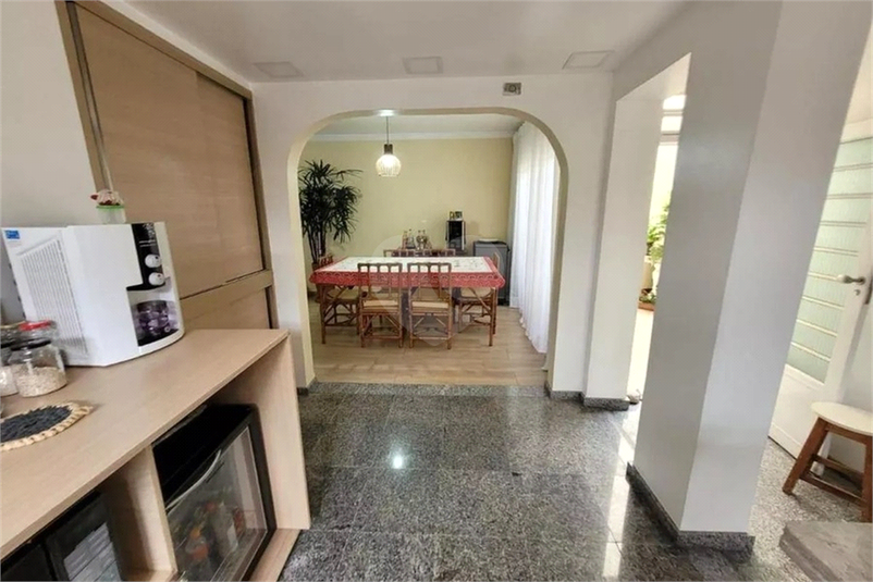 Foto REO1119026