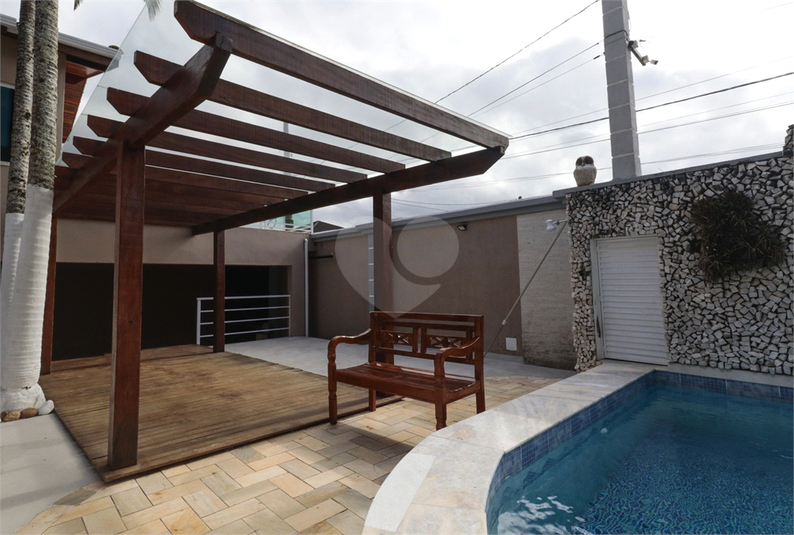 Foto REO1119044