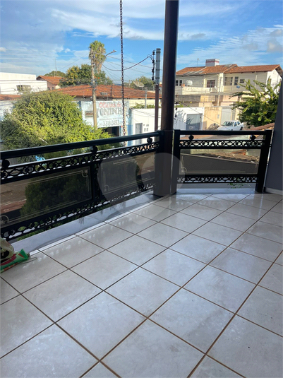 Foto REO1119047