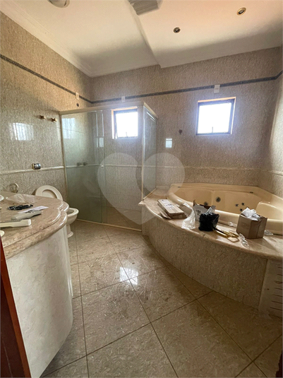 Foto REO1119047
