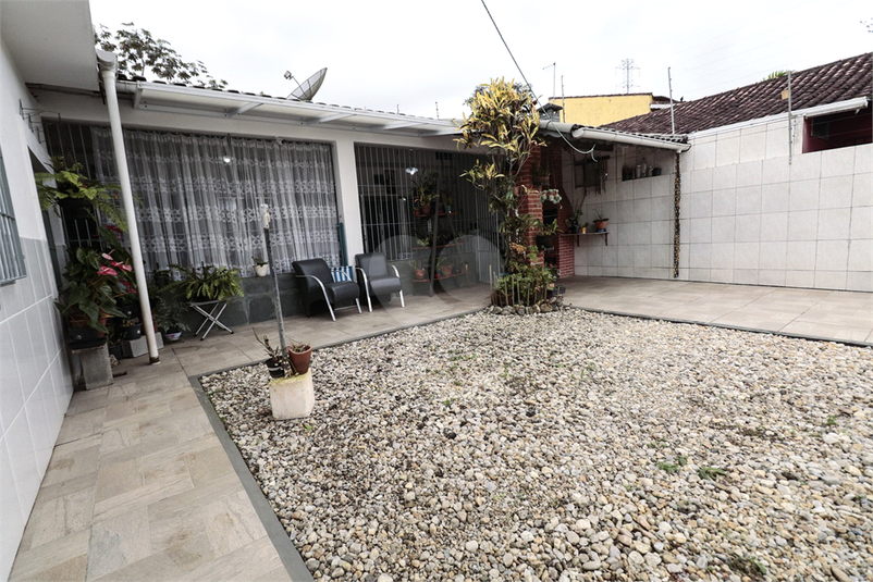 Foto REO1119076