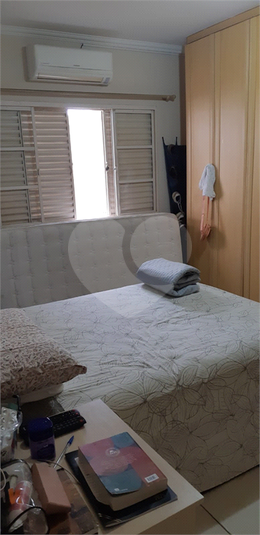 Foto REO1119097