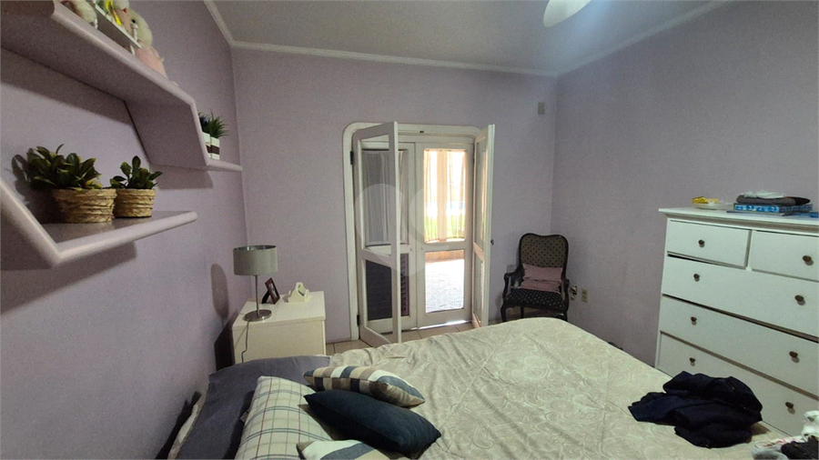 Foto REO1119103