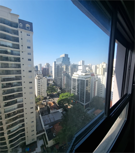 Foto REO1119119