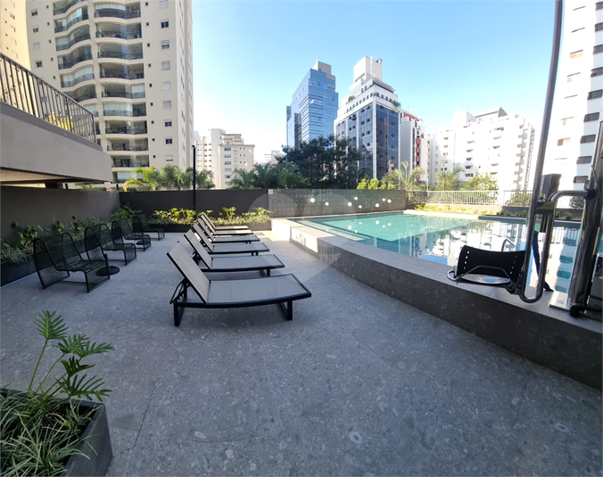 Foto REO1119119