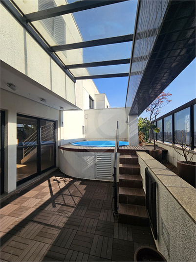 Foto REO1119152