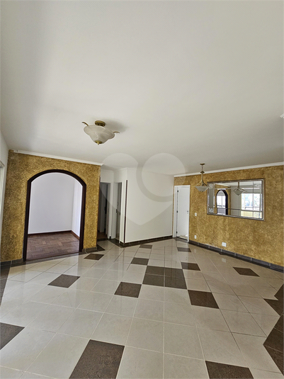 Foto REO1119153