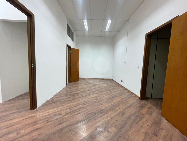 Foto REO1119154