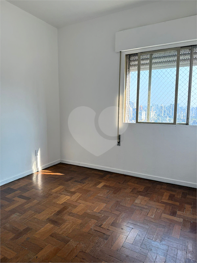 Foto REO1119156