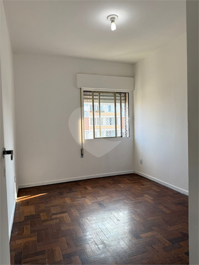 Foto REO1119156