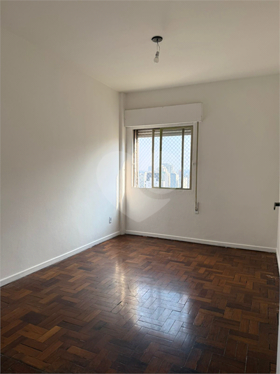 Foto REO1119156