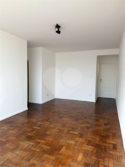 Foto REO1119156