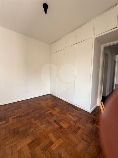 Foto REO1119156