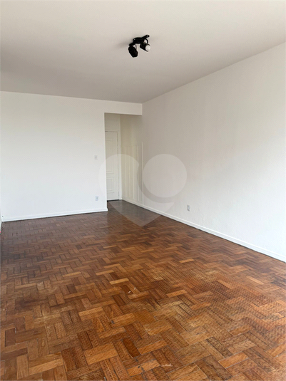 Foto REO1119156