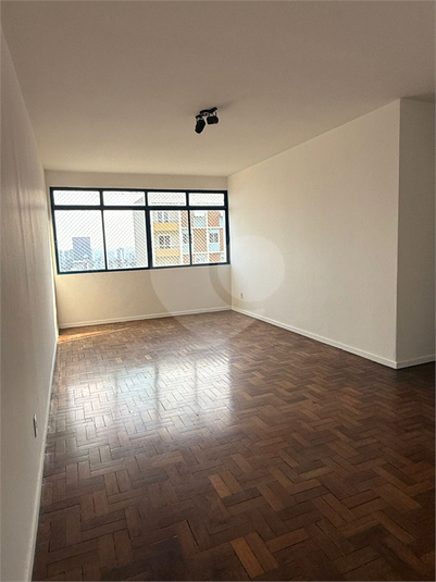 Foto REO1119156