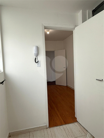 Foto REO1119156