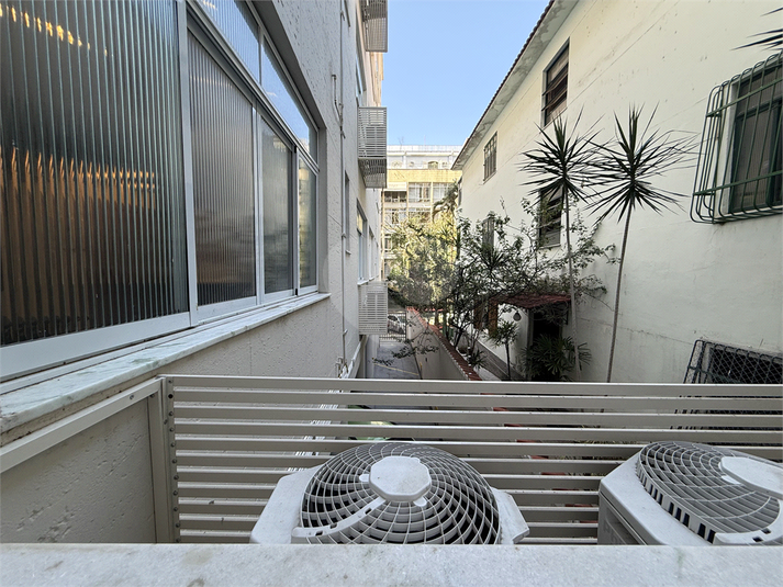 Foto REO1119158