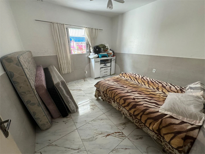 Foto REO1119165