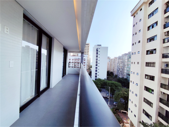 Foto REO1119174