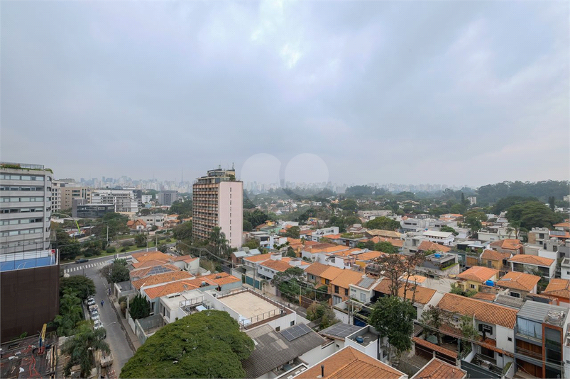 Foto REO1119179