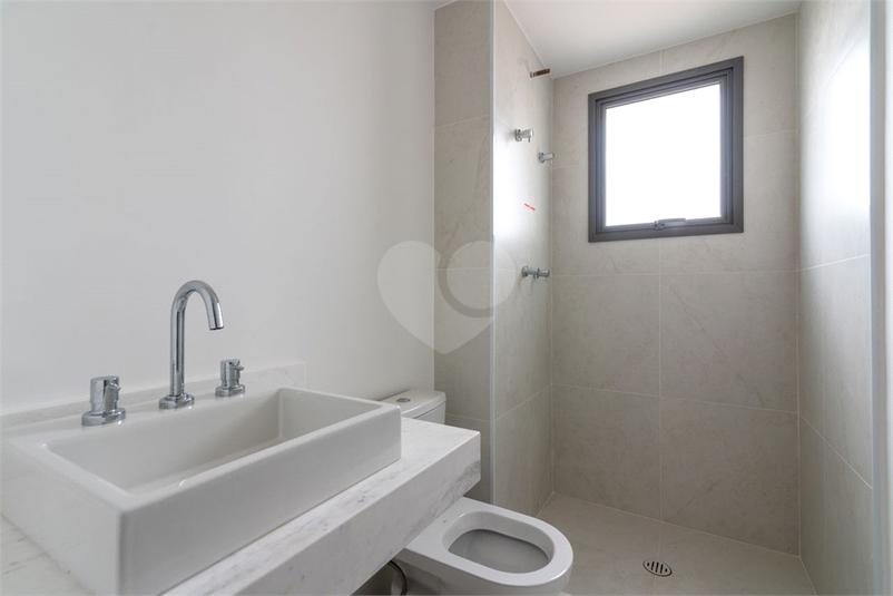 Foto REO1119184