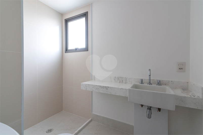 Foto REO1119184