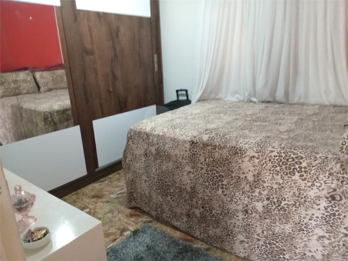 Foto REO1119185