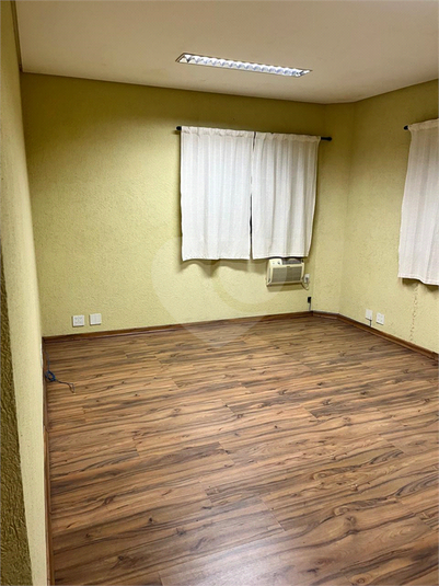 Foto REO1119194