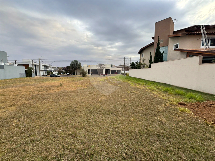 Foto REO1119201