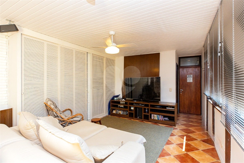 Foto REO1119205