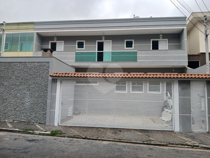 Foto REO1119227