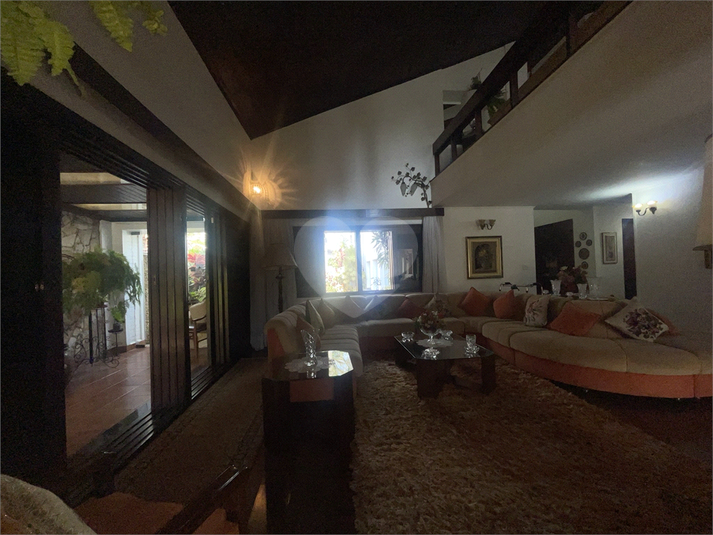 Foto REO1119245