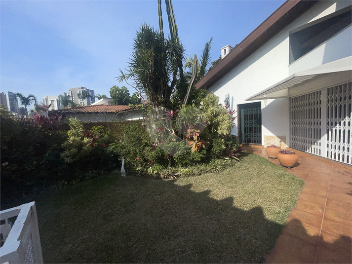 Foto REO1119245