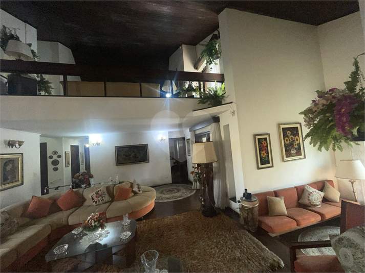 Foto REO1119245