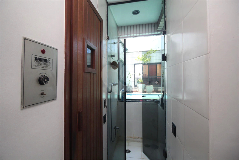 Foto REO111926