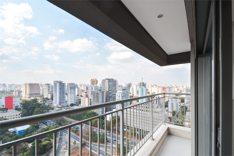 Foto REO1119271