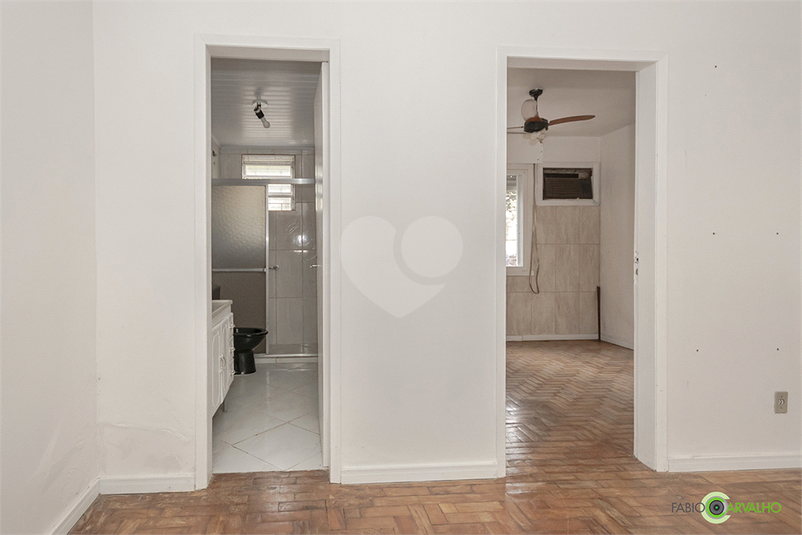 Foto REO1119281