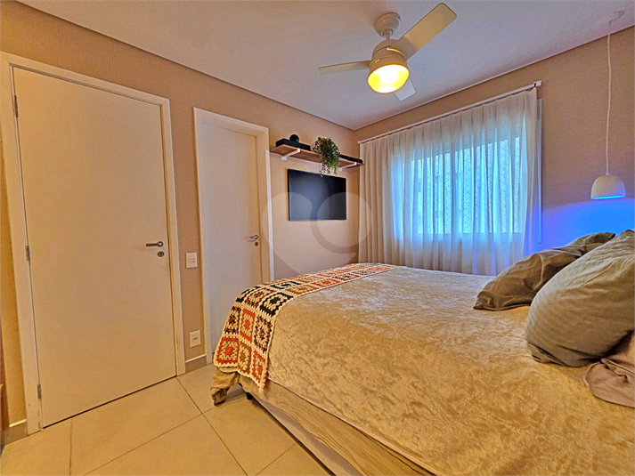 Foto REO1119285